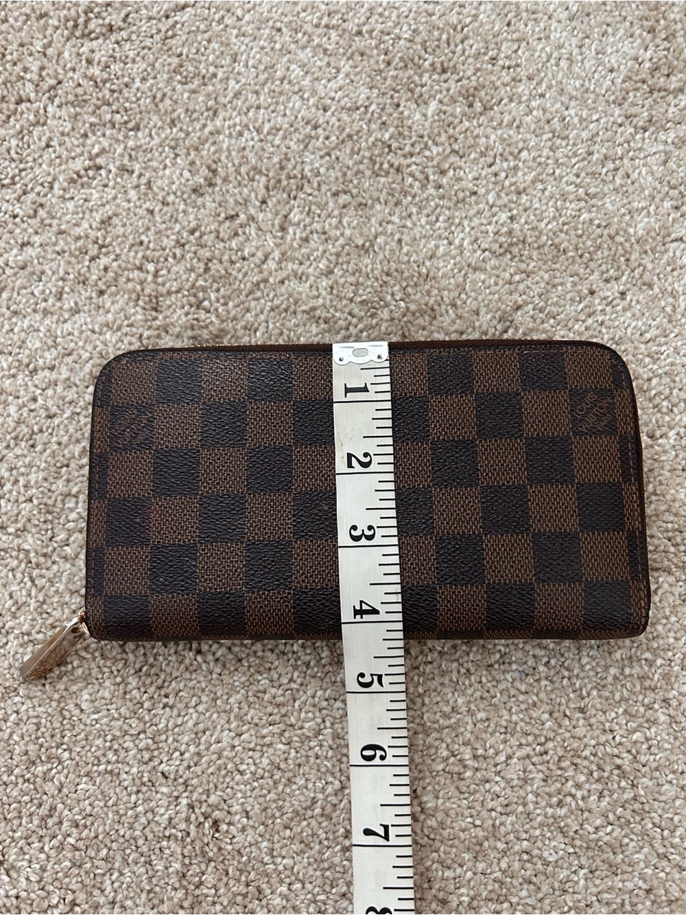 Louis Vuitton Large Zippy Wallet - Picture 12 of 12